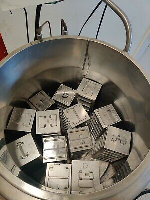 液氮罐內(nei) 部